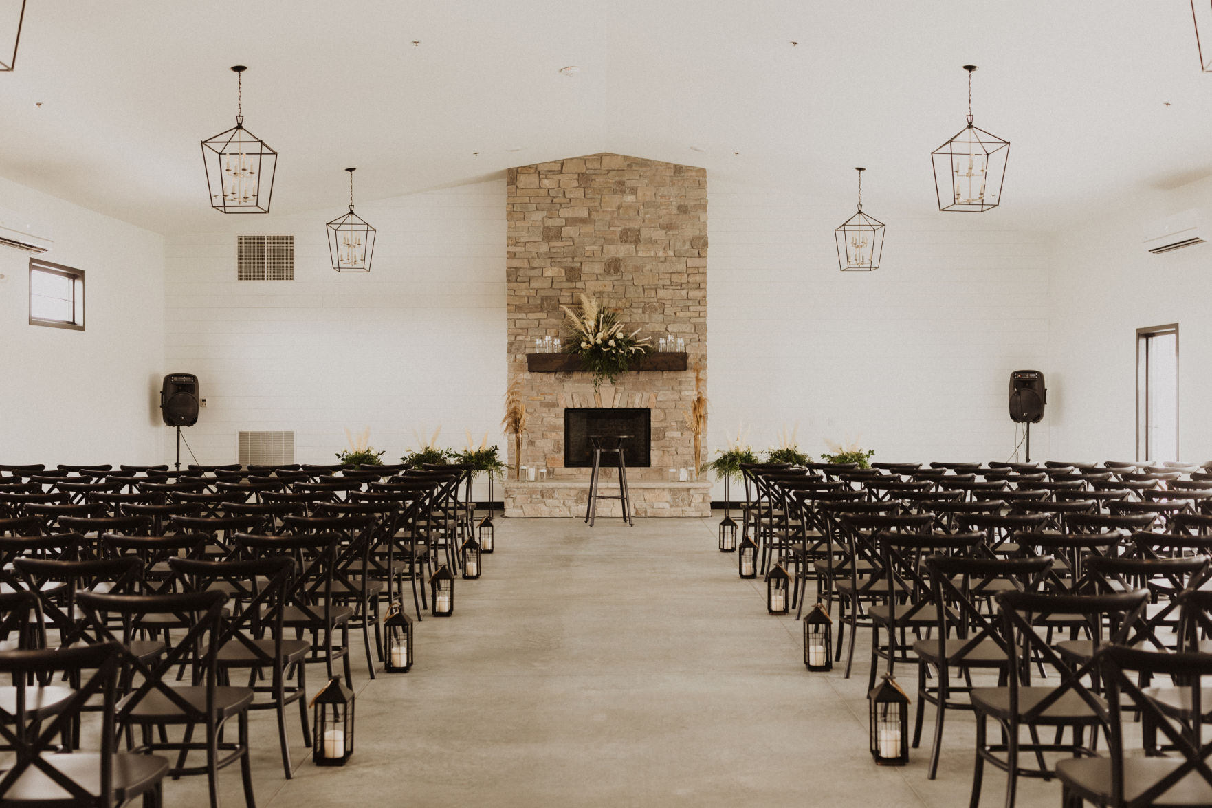 hidden acre fireside room .jpg